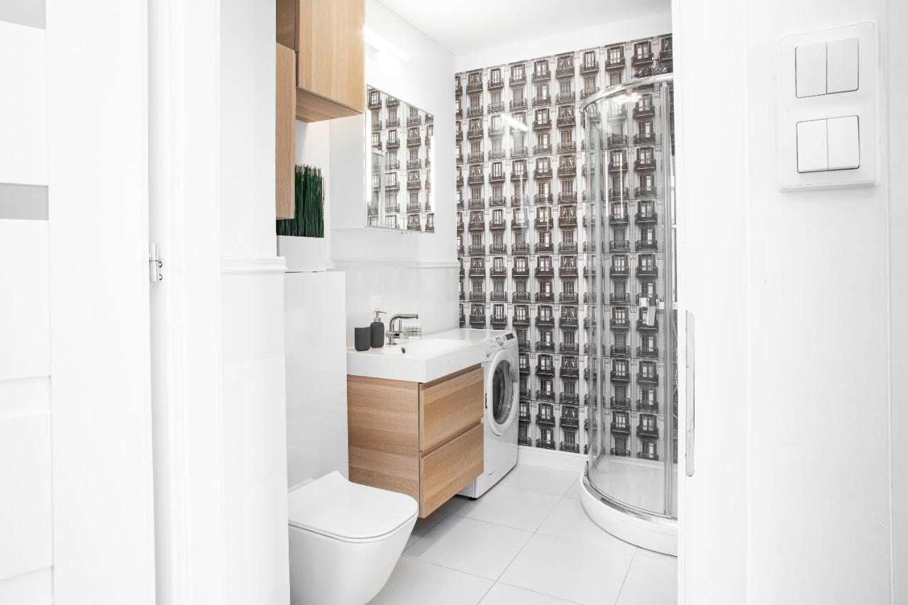 Apartment Warsaw Business Center By Noclegi Renters Ngoại thất bức ảnh